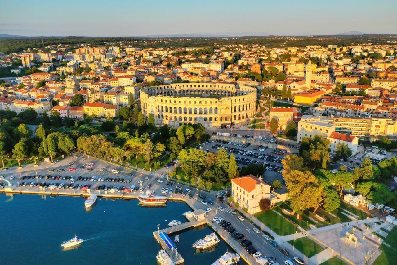 Apartments Dream In Arena 2 Pula Center Free Parking المظهر الخارجي الصورة