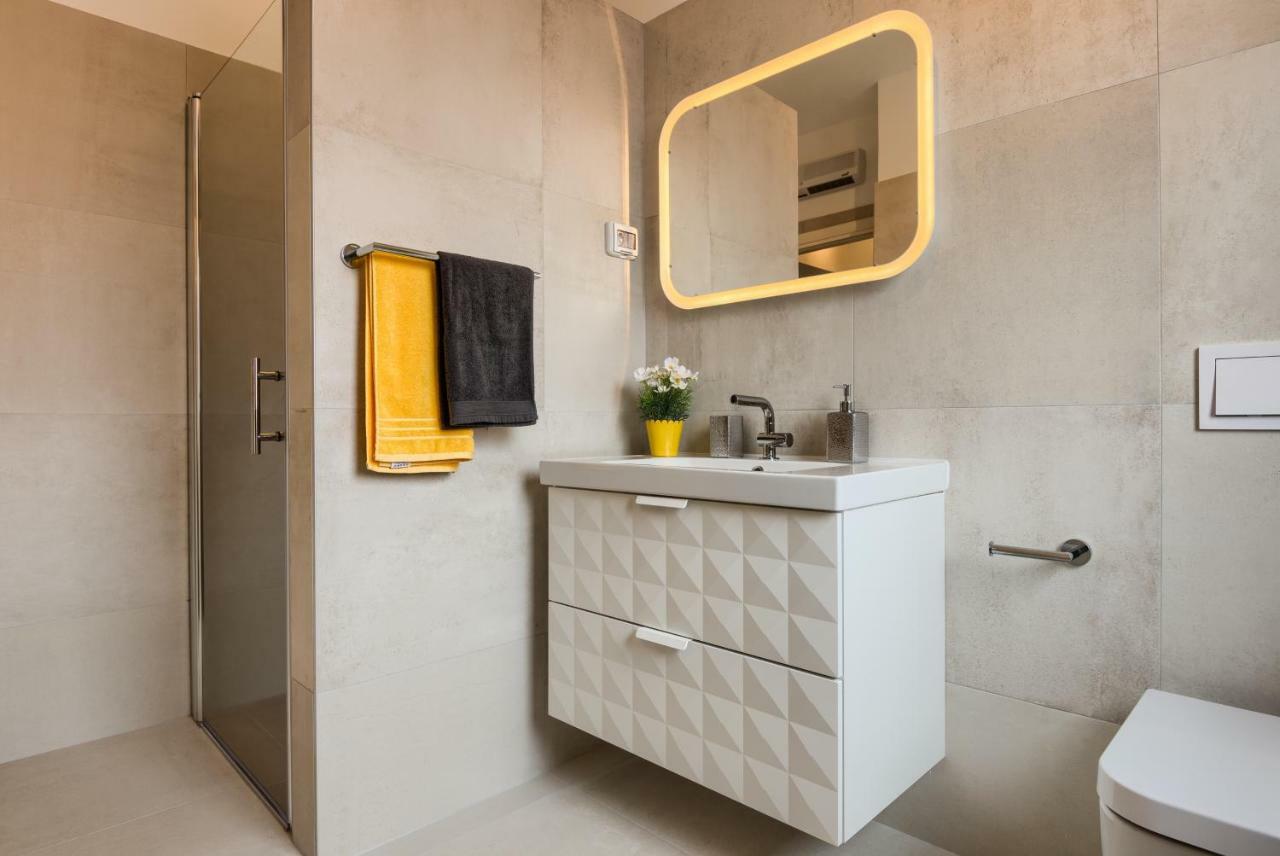 Apartments Dream In Arena 2 Pula Center Free Parking المظهر الخارجي الصورة